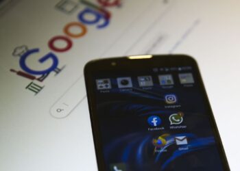 aplicativos de mensagem, internet, plataformas digitais, aplicativos, e-mail, redes sociais - Foto: (Marcello Casal Jr/Agência Brasil)